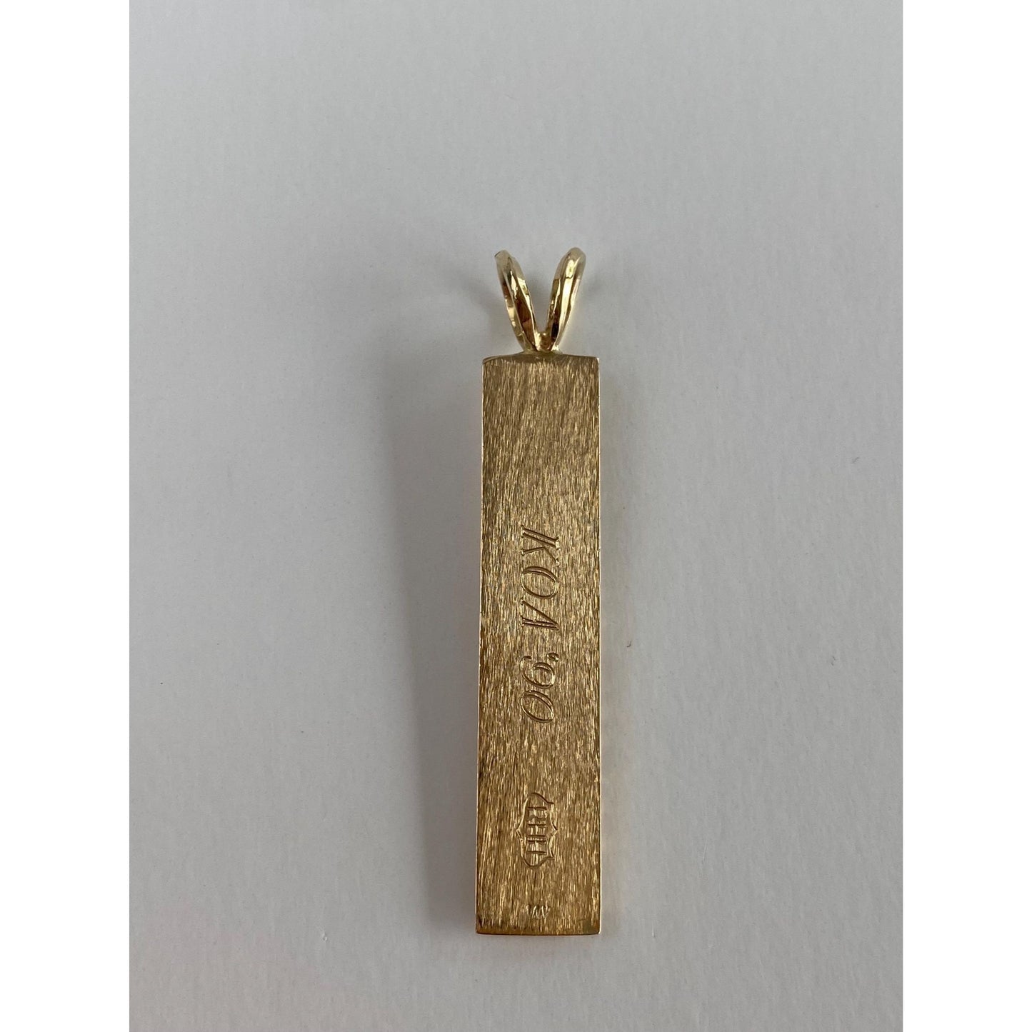 Vintage Solid 14k Yellow Gold Black Enamel Hawaiian 'Lali Ana' Floral Engraved Charm