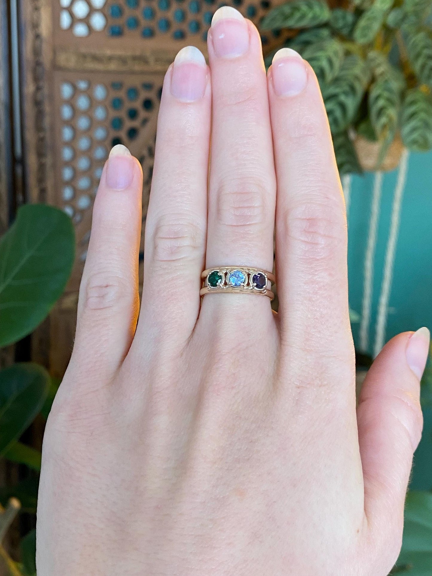 Vintage Solid 14k Yellow Gold Topaz Purple & Green Spinel Ring - Size 6