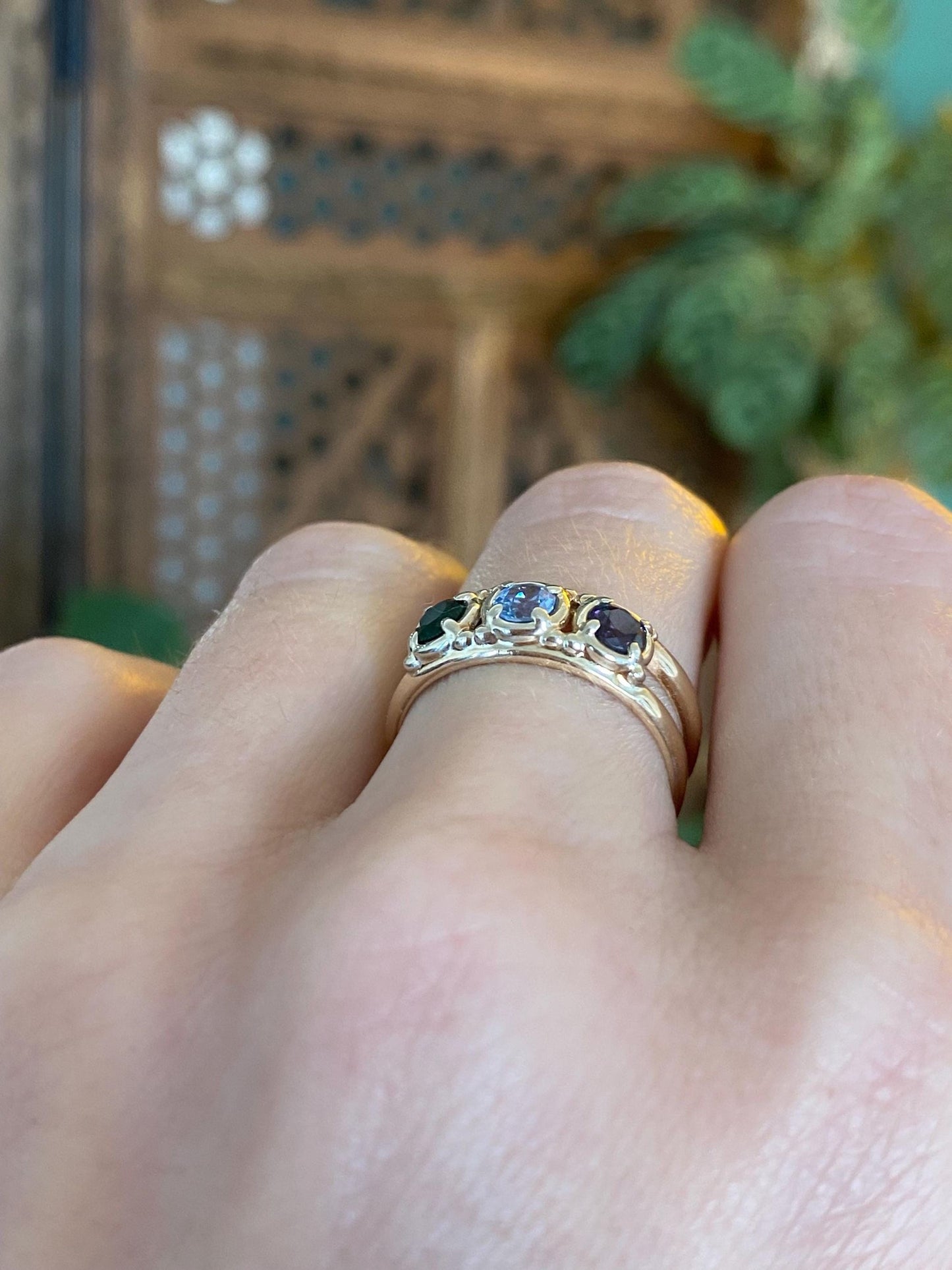 Vintage Solid 14k Yellow Gold Topaz Purple & Green Spinel Ring - Size 6