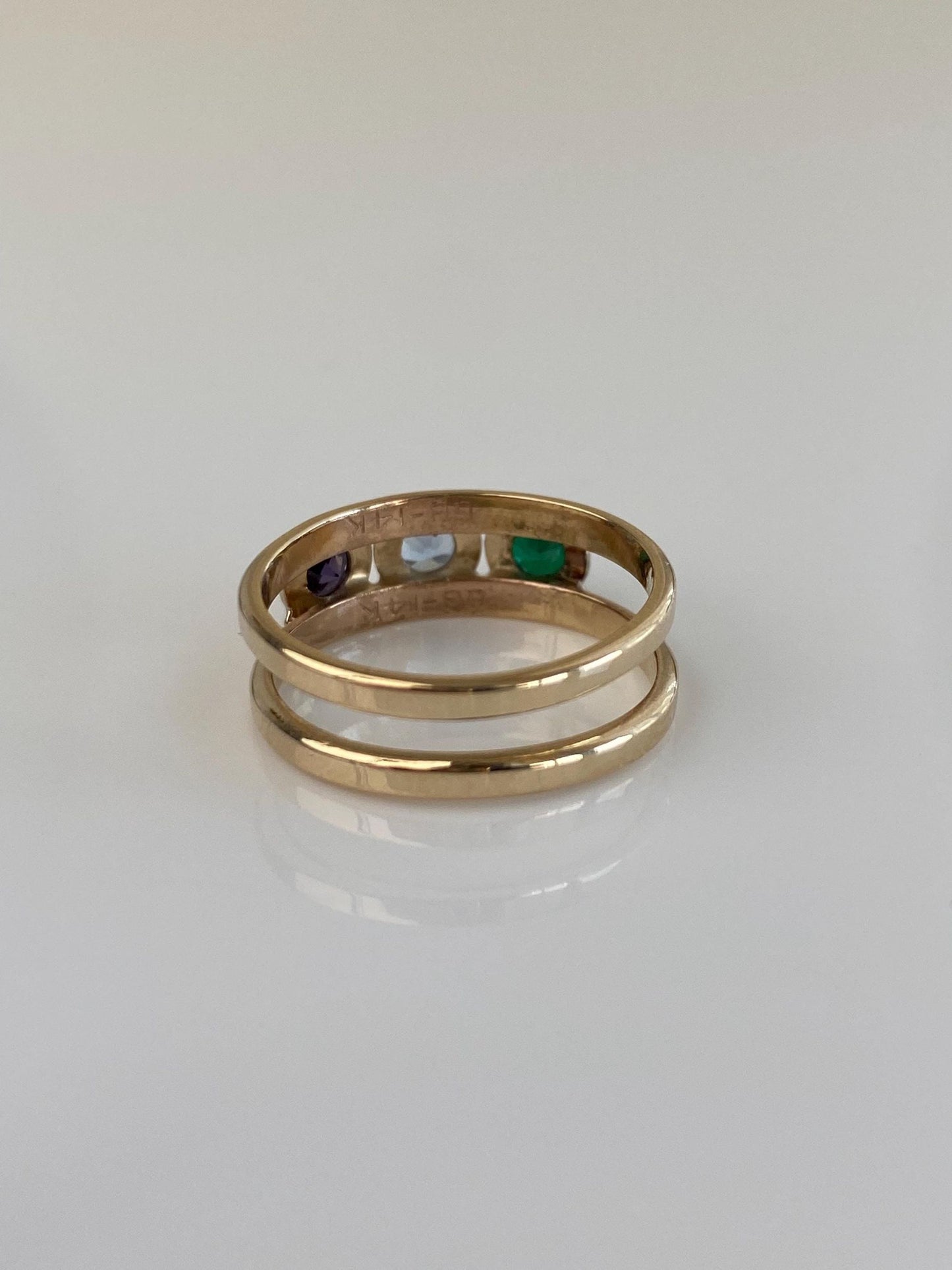Vintage Solid 14k Yellow Gold Topaz Purple & Green Spinel Ring - Size 6