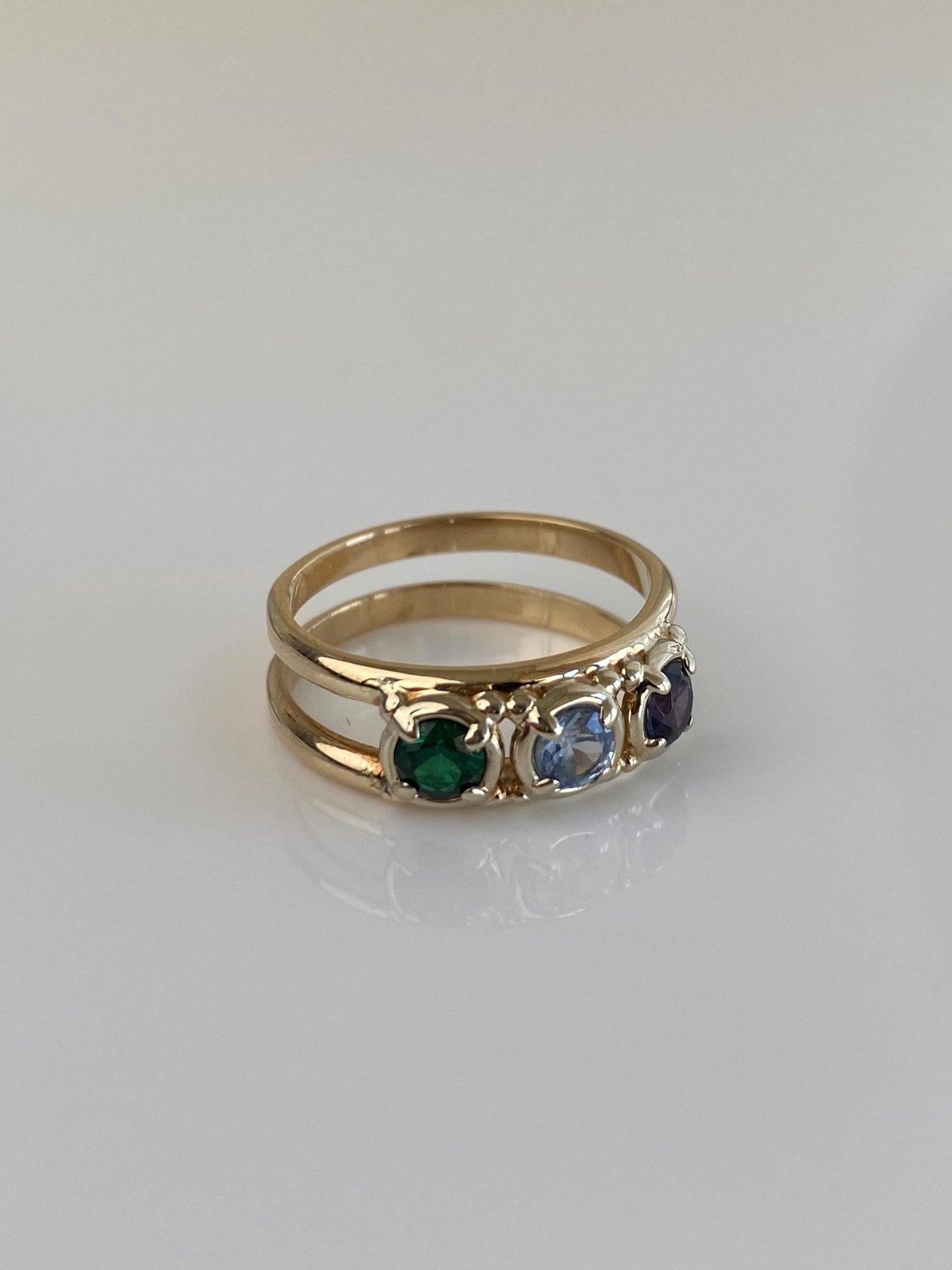 Vintage Solid 14k Yellow Gold Topaz Purple & Green Spinel Ring - Size 6