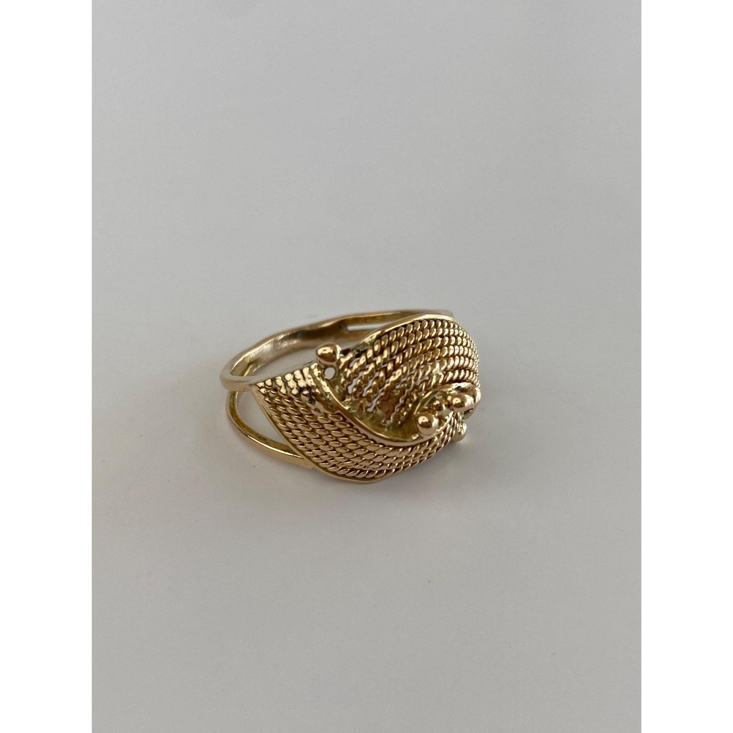 Vintage Solid 18k Yellow Gold Woven Twist Ring Band - Size 7.75