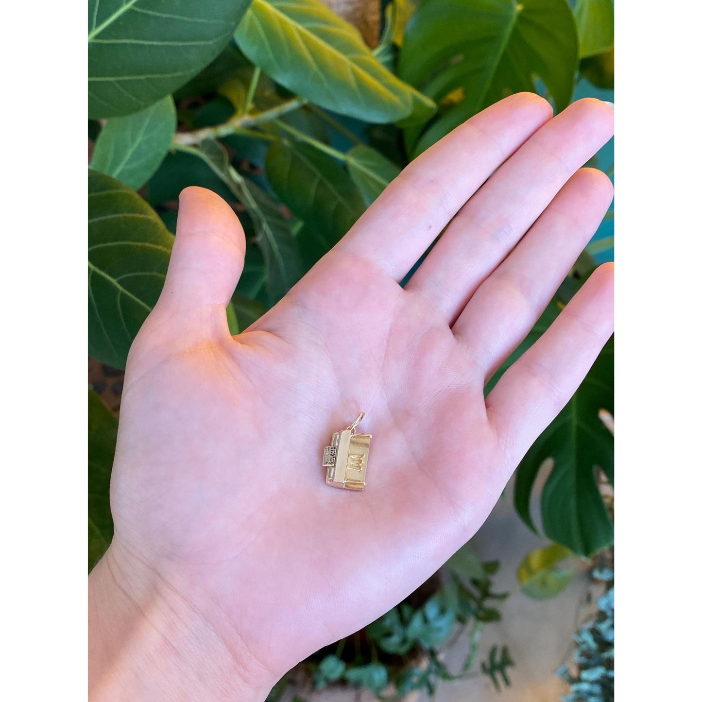 Vintage Solid 14k Yellow Gold Enamel Piano Charm