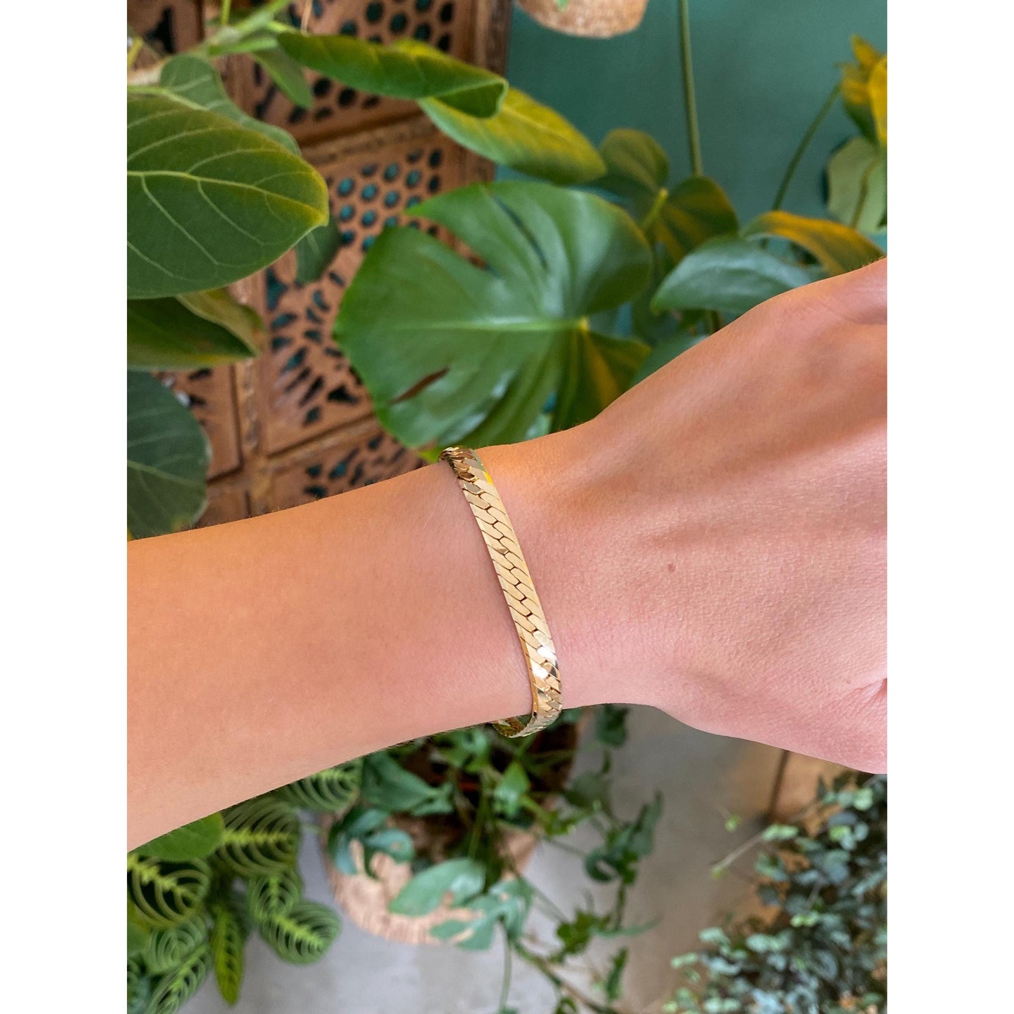 Vintage Solid 14k Yellow Gold Chunky Herringbone Chain Bracelet - 7 inches