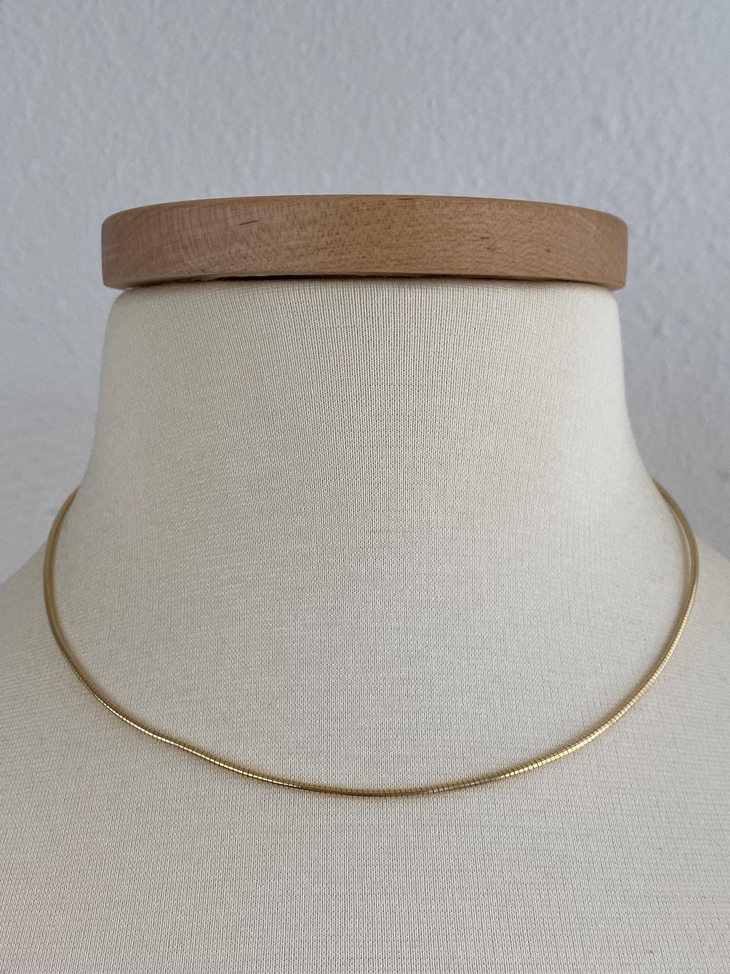 Vintage Solid 14k Yellow Gold Slim Omega Chain Necklace - 17 inches