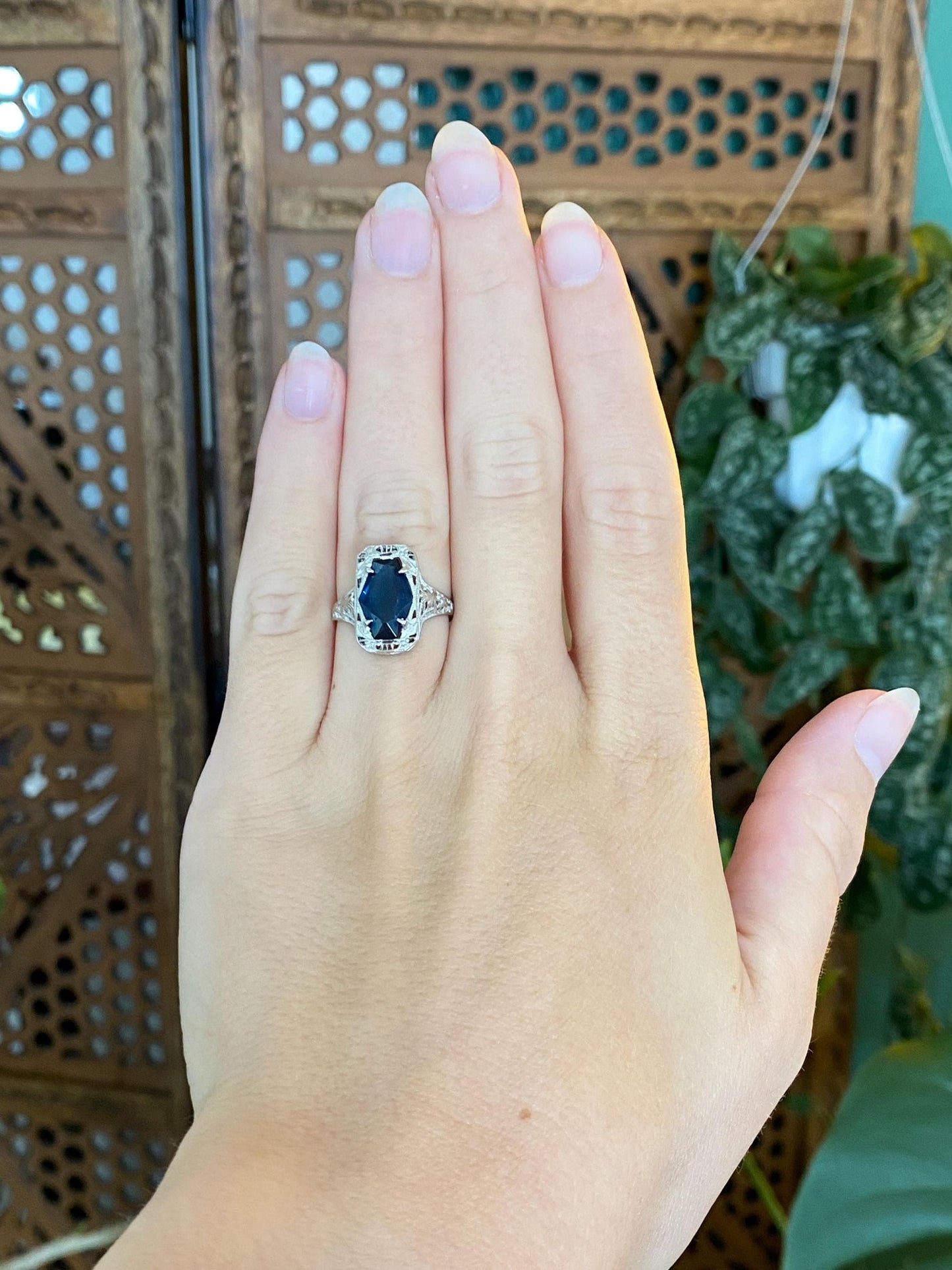 Vintage Solid 14k White Gold Blue Cubic Zirconia Art Deco Ring - Size 5.25