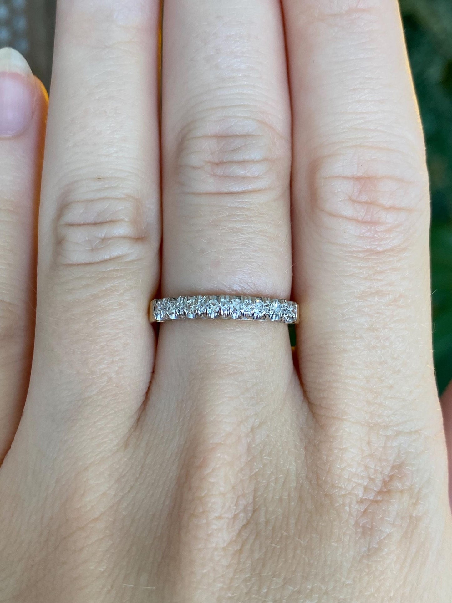 Vintage Solid 18k White & Yellow Gold Diamond Ring Band - Size 6.75