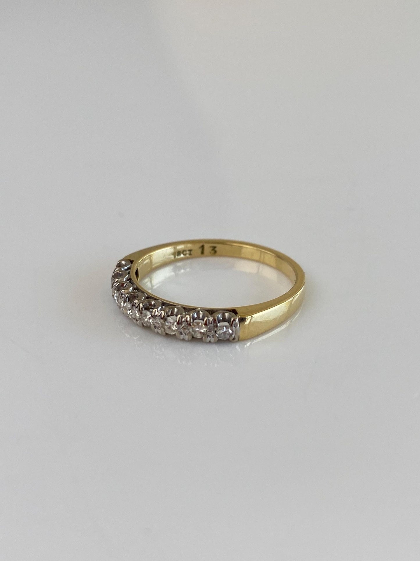 Vintage Solid 18k White & Yellow Gold Diamond Ring Band - Size 6.75