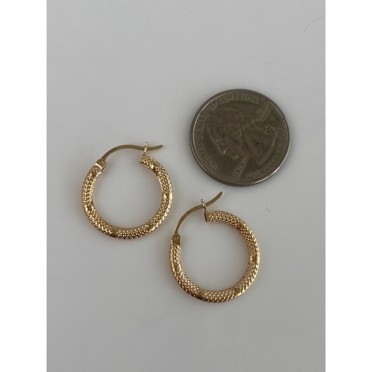 Vintage Solid 10k Yellow Gold Diamond Cut Textured Hoop Earrings