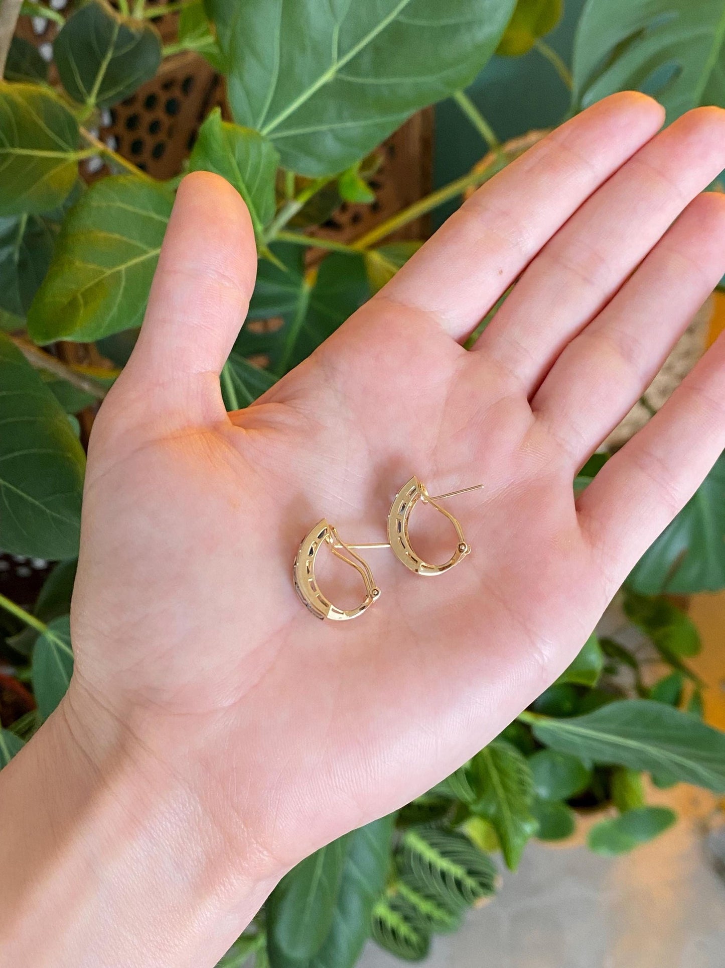 Vintage Solid 14k Yellow Gold Topaz Drop Earrings