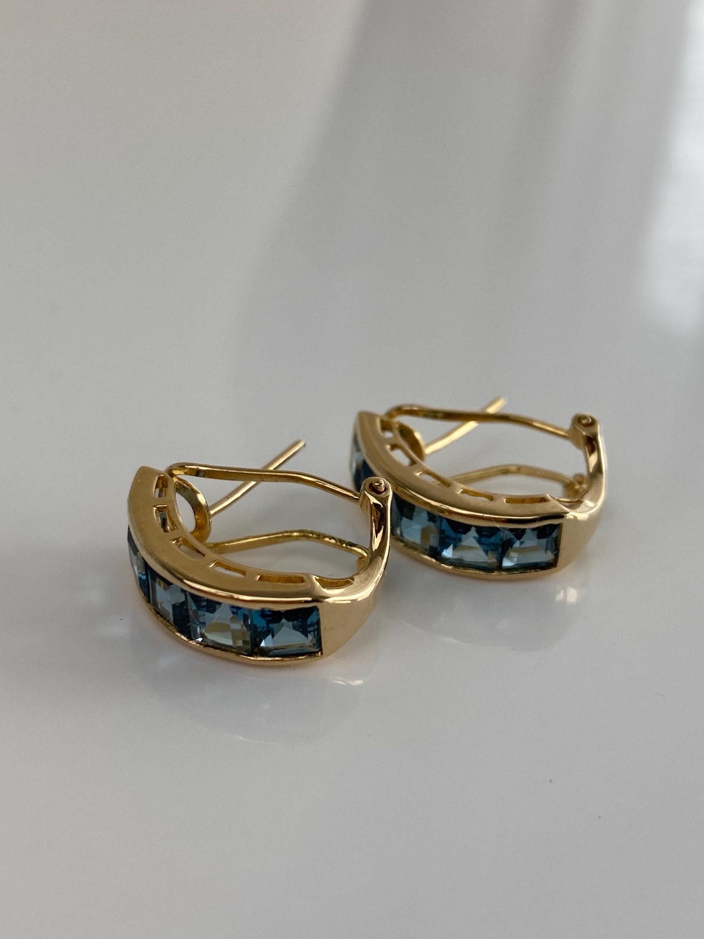 Vintage Solid 14k Yellow Gold Topaz Drop Earrings
