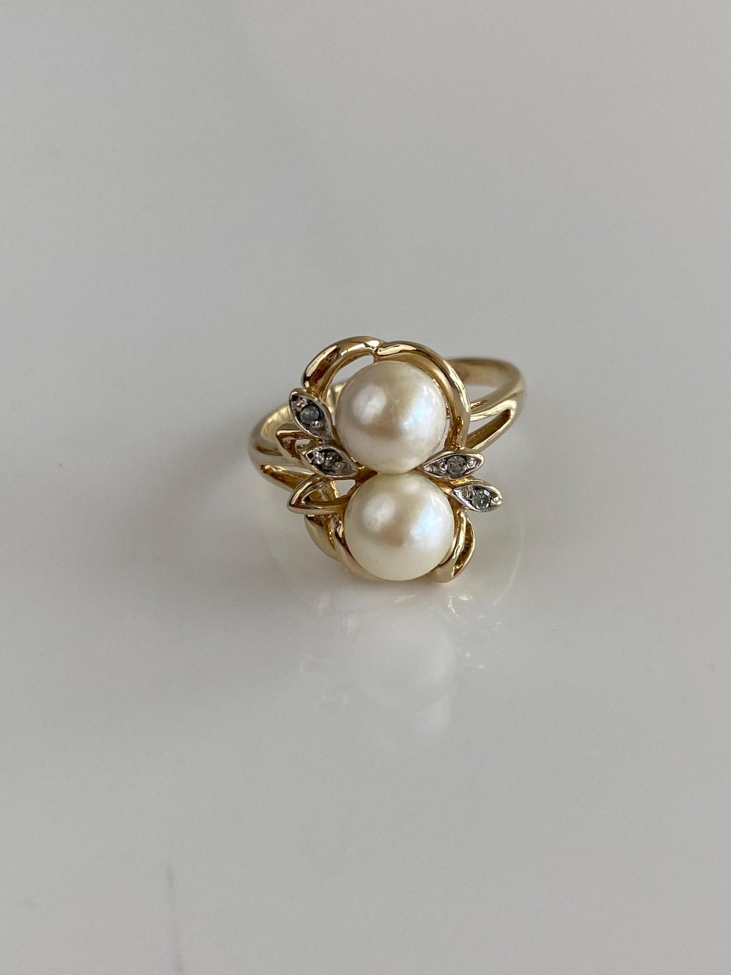 Vintage Solid 10k Yellow Gold Pearls Diamond Ring - Size 6.25