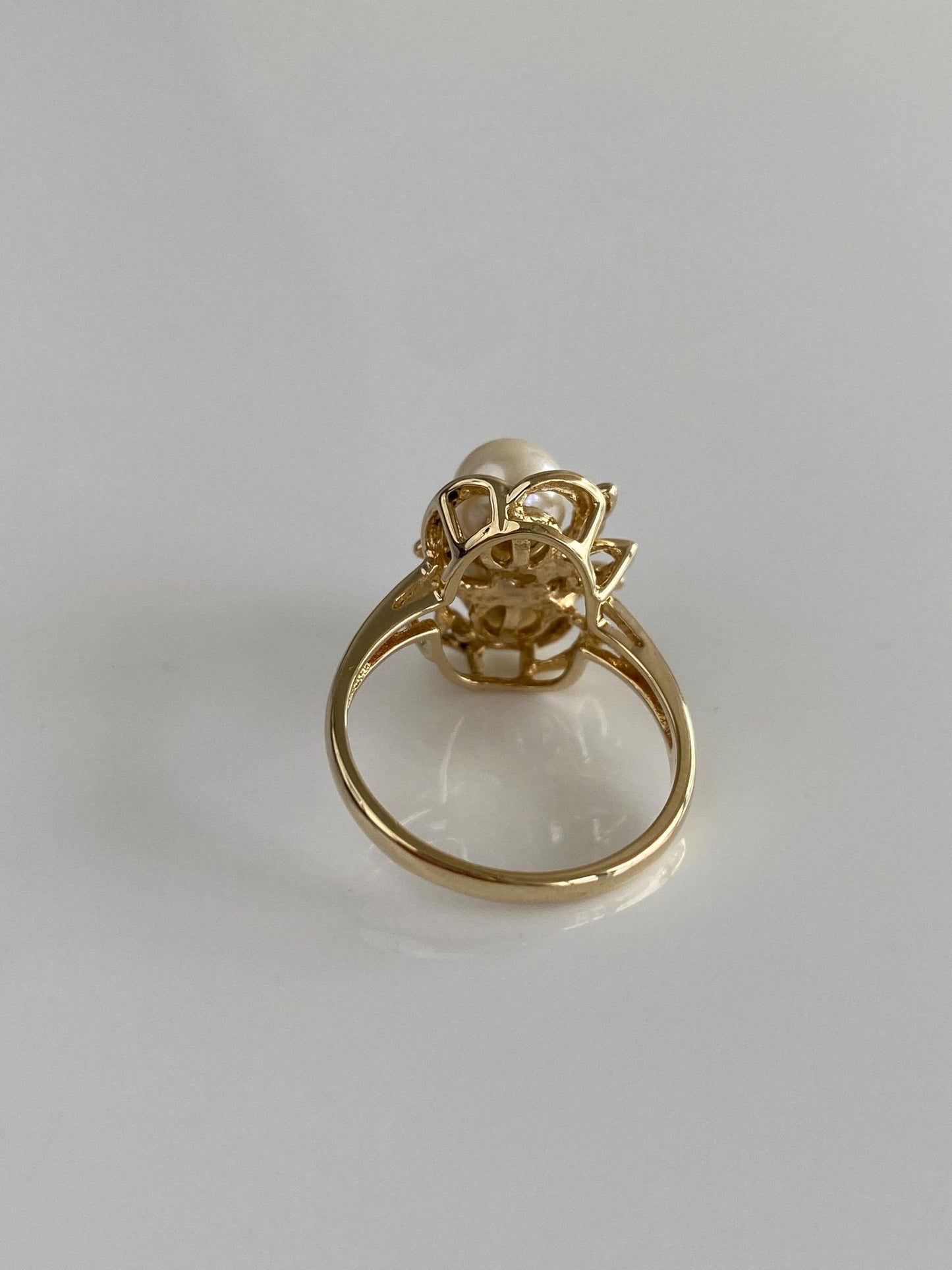 Vintage Solid 10k Yellow Gold Pearls Diamond Ring - Size 6.25