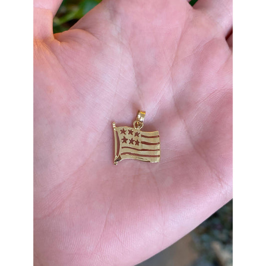 Vintage Solid 14k Yellow Gold American Flag Charm