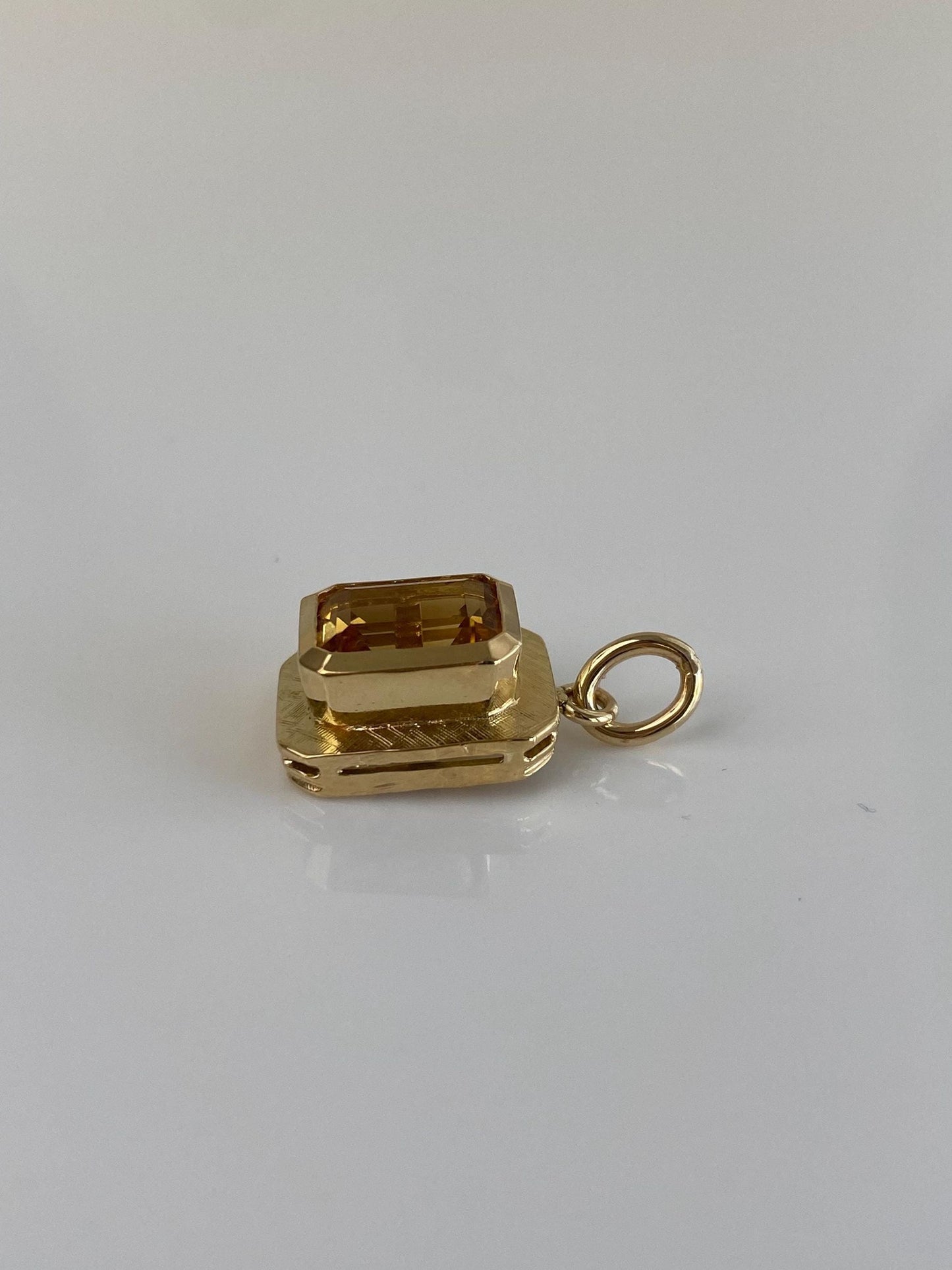Vintage Solid 18k Yellow Gold Citrine Cufflink Conversion Charm