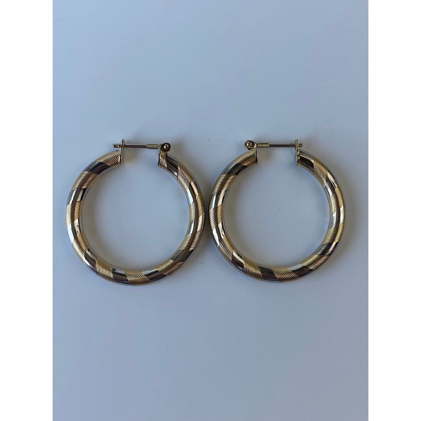 Vintage Solid 14k White & Yellow Gold Striped Hoop Earrings