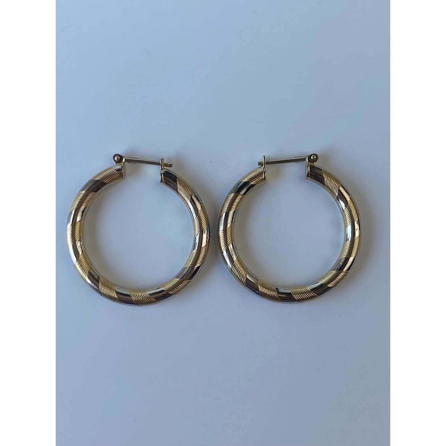 Vintage Solid 14k White & Yellow Gold Striped Hoop Earrings