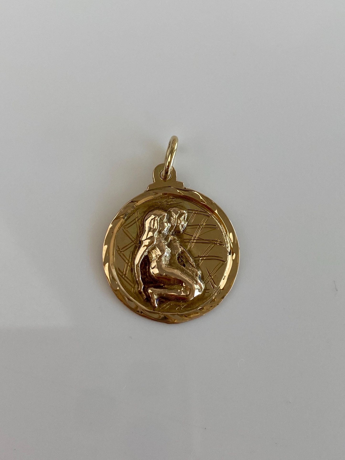 Vintage Solid 14k Yellow Gold Gemini Zodiac Twins Charm