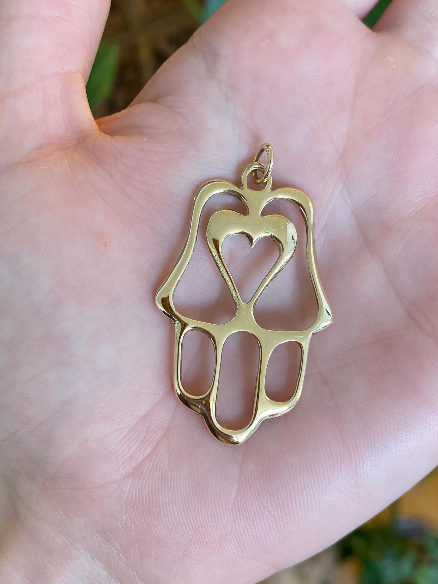 Vintage Solid 14k Yellow Gold Abstract Open Work Hamsa Hand Heart Charm