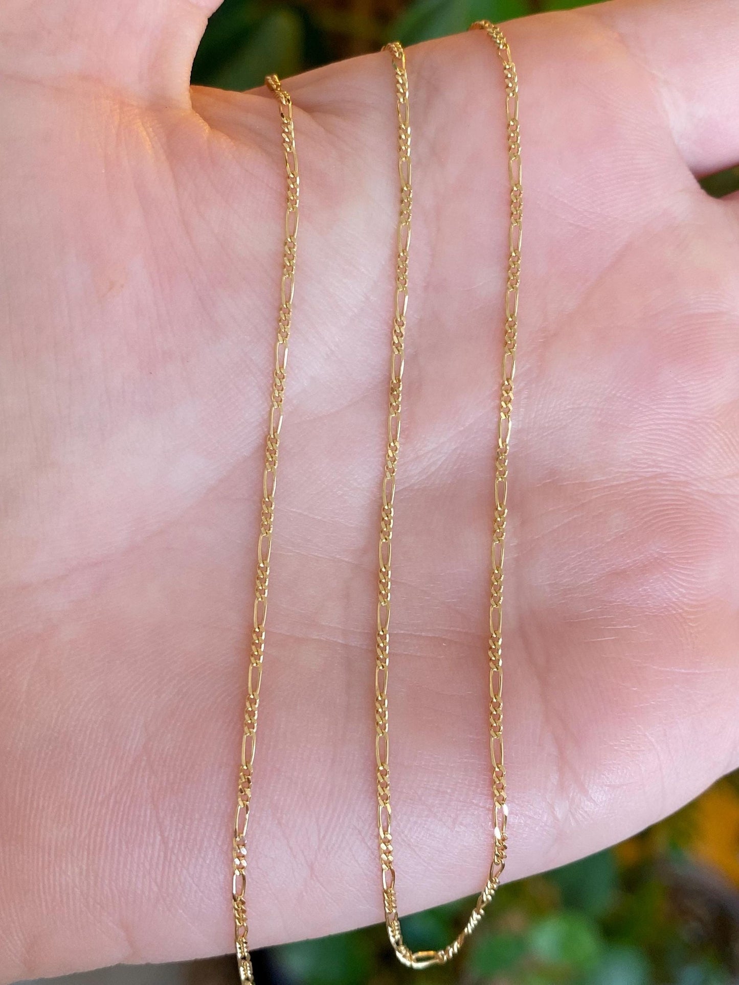 Vintage Solid 18k Yellow Gold Dainty Figaro Chain Necklace - 17.75 inches