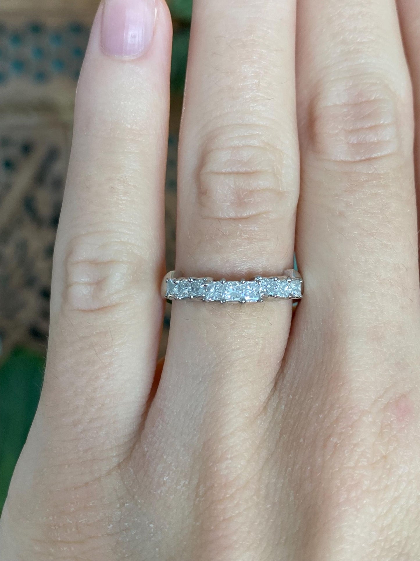 Vintage Solid 18k White Gold Diamond Ring Band - Size 5.75