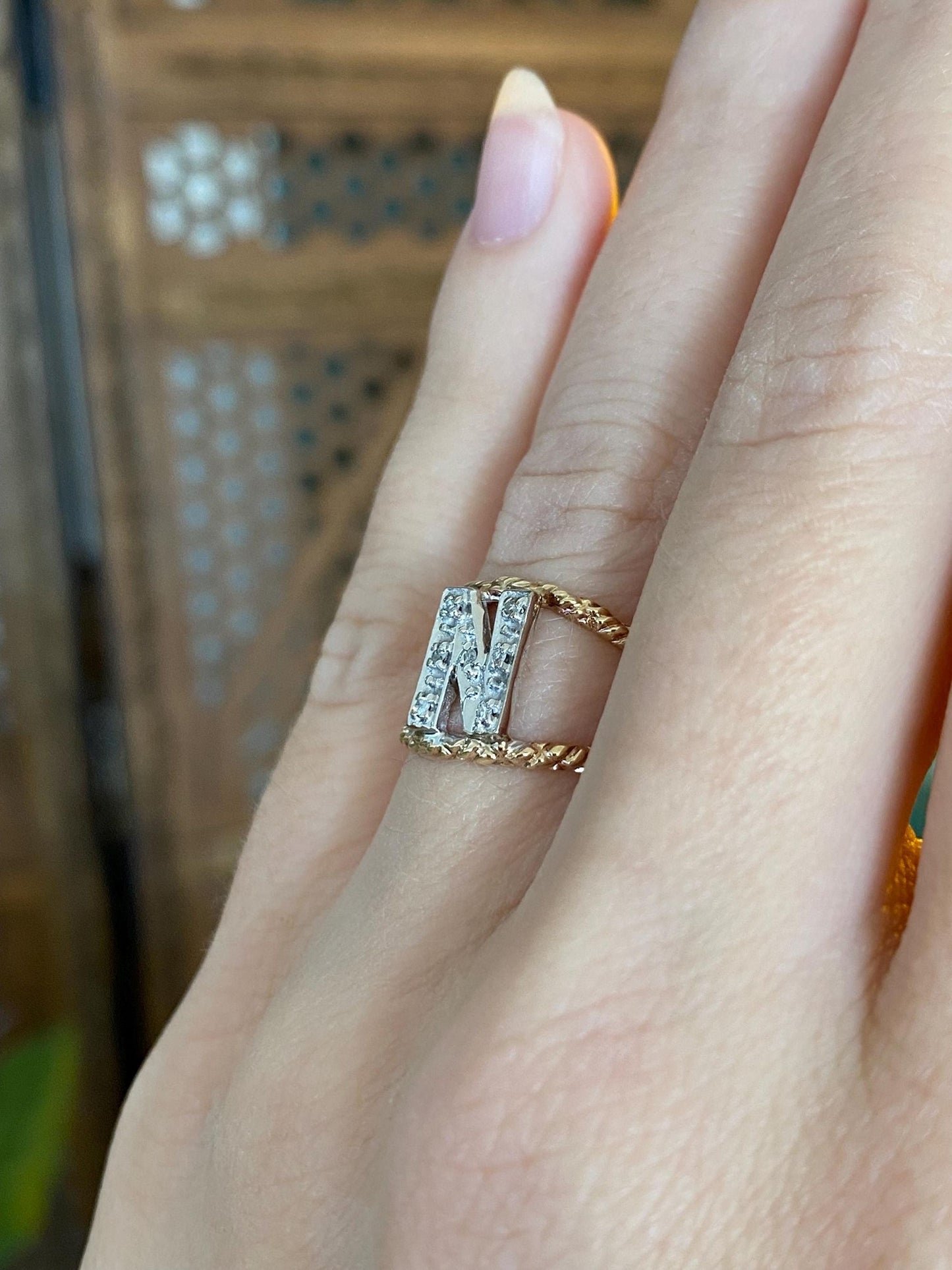 Vintage Solid 10k White & Yellow Gold Clear Sapphire Initial 'N' Ring - Size 5.5