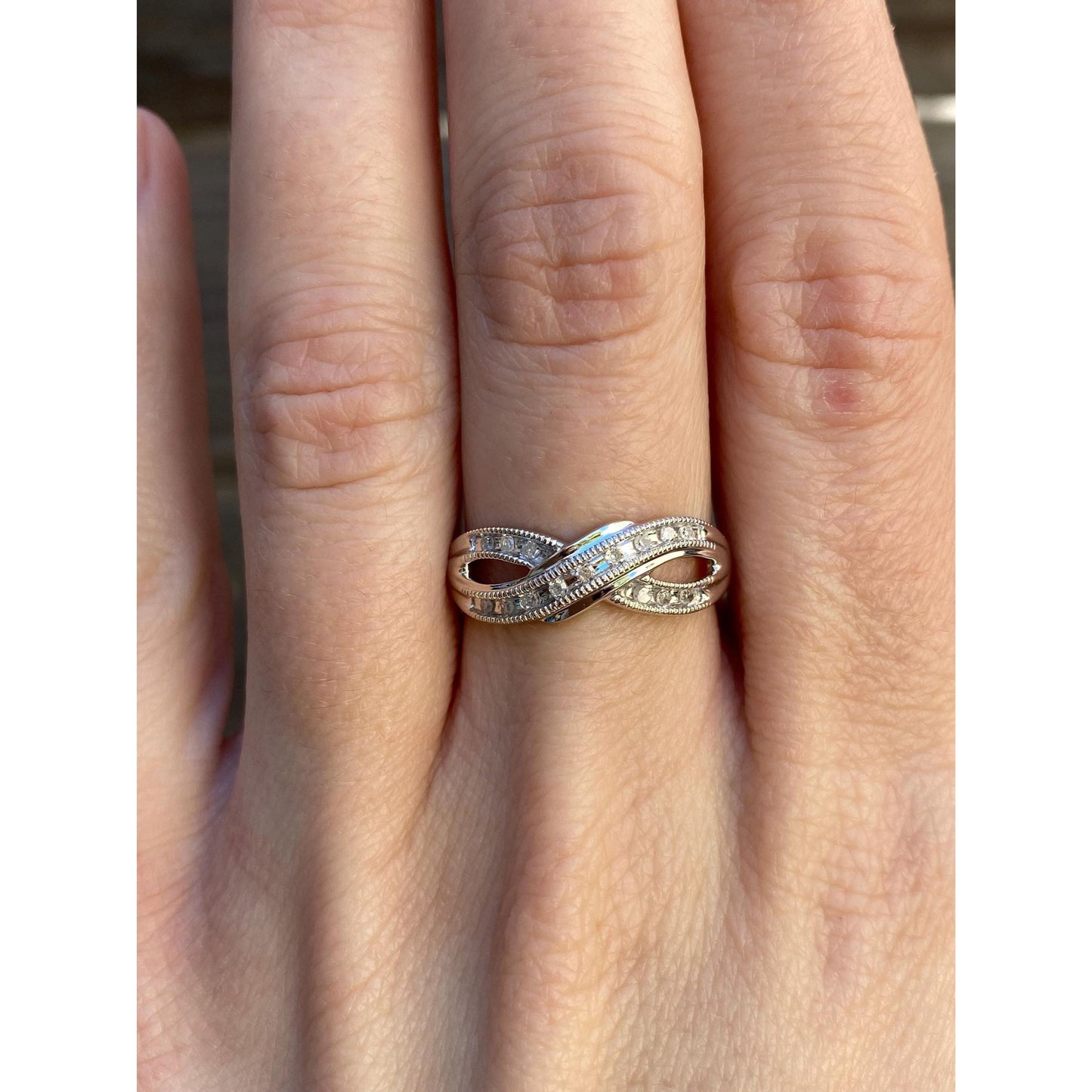 Vintage Solid 14k White Gold Diamond Twist Ring - Size 7