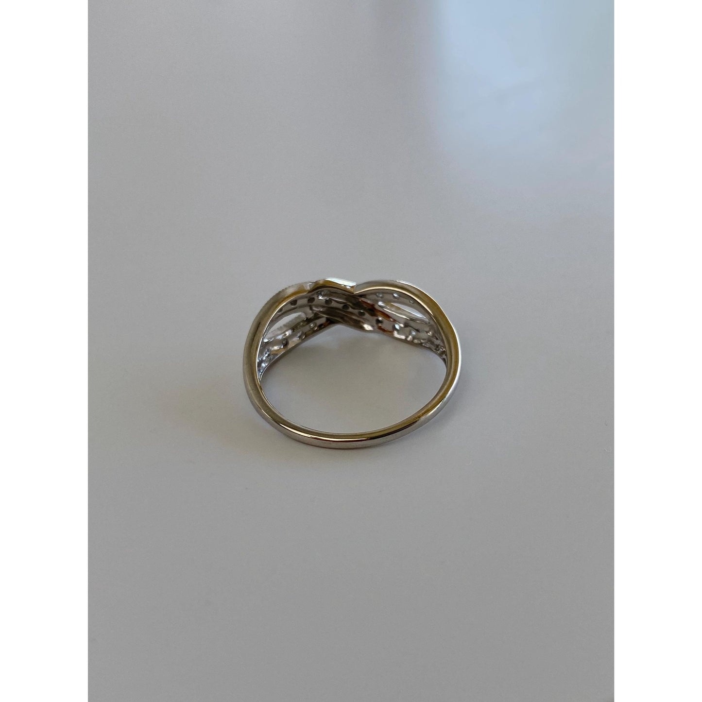 Vintage Solid 14k White Gold Diamond Twist Ring - Size 7