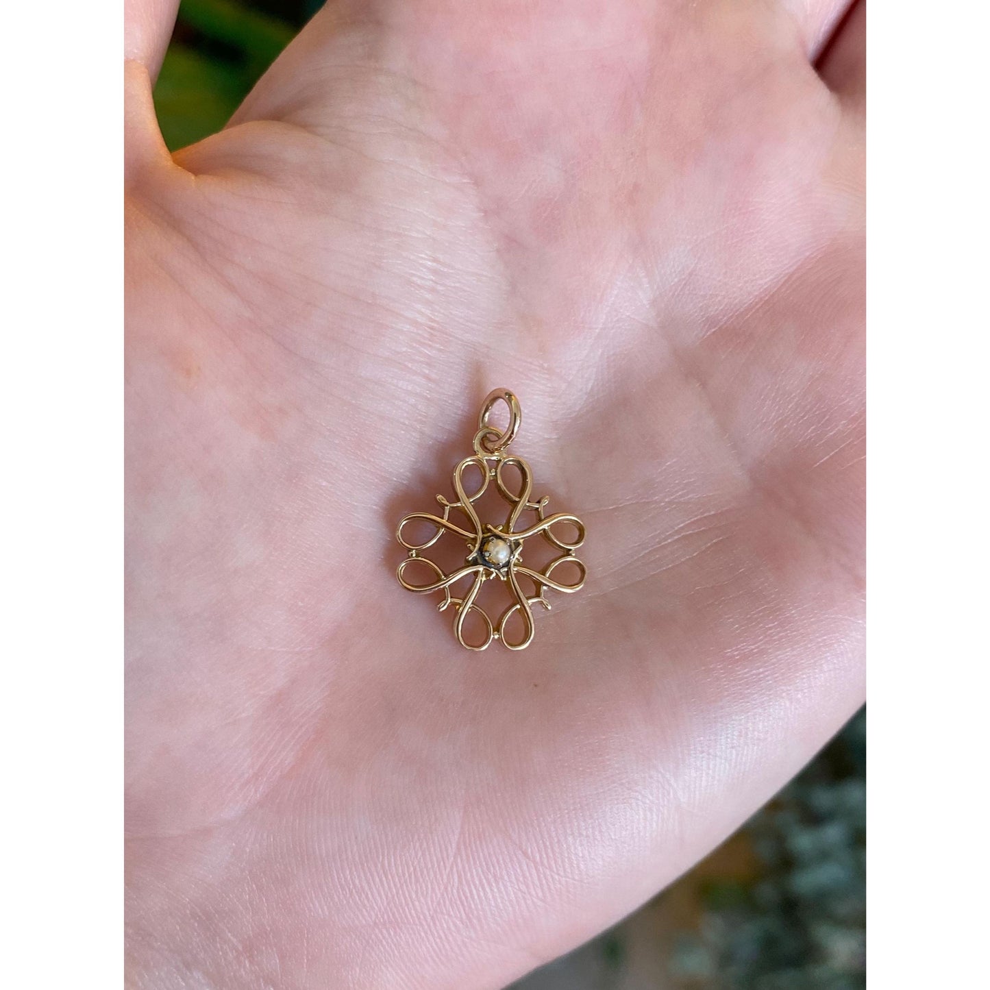 Vintage Solid 10k Yellow Gold Seed Pearl Charm