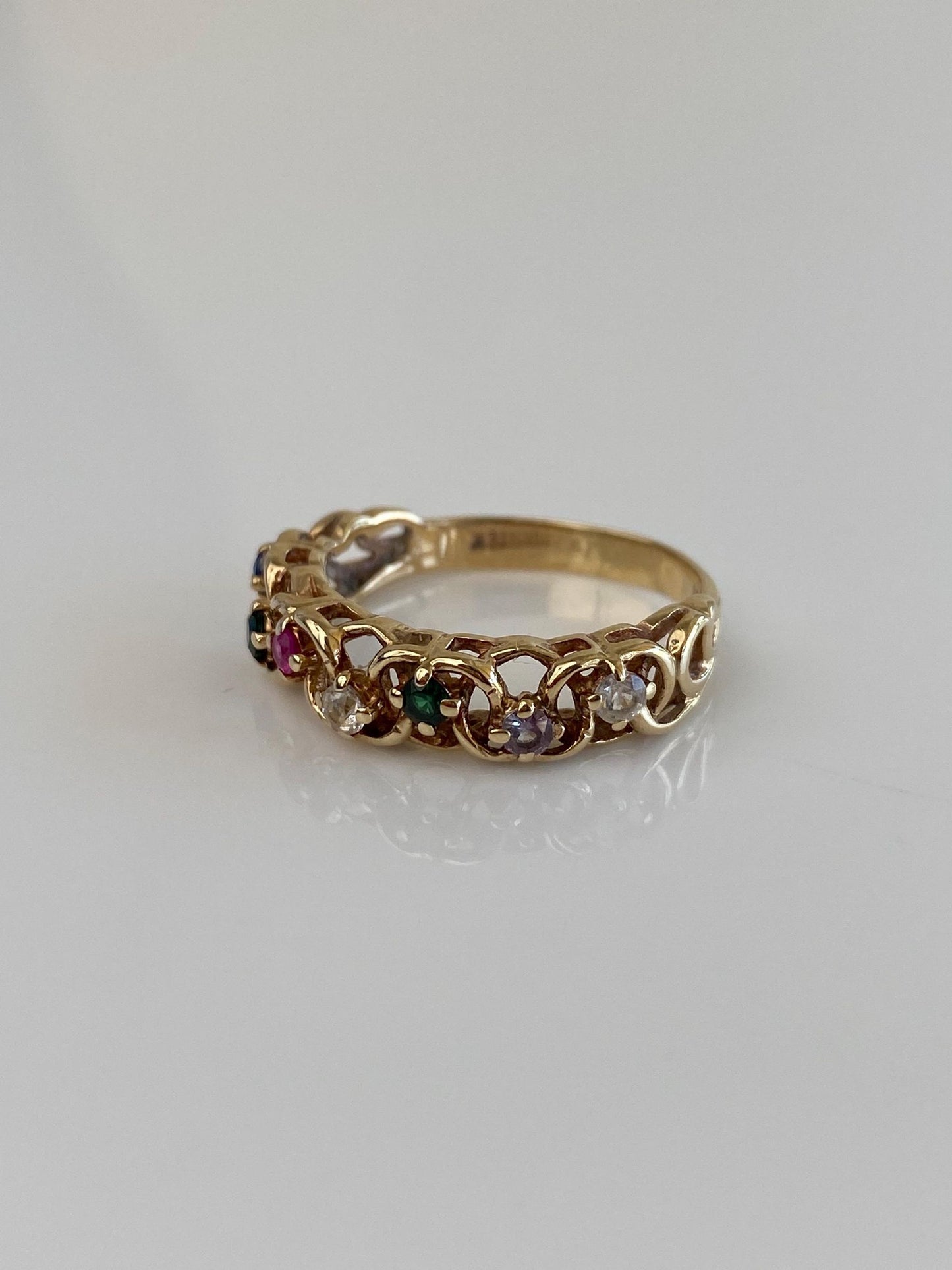 Vintage Solid 10k Yellow Gold Blue Clear Green Spinel Pink Purple Sapphire Ring Band - Size 8.75