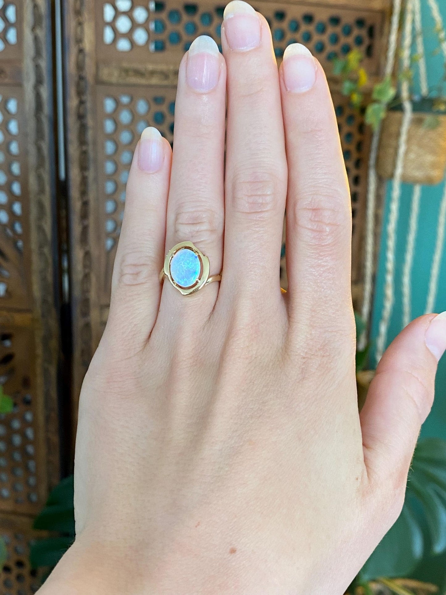 Vintage Solid 14k Yellow Gold Opal Ring - Size 4