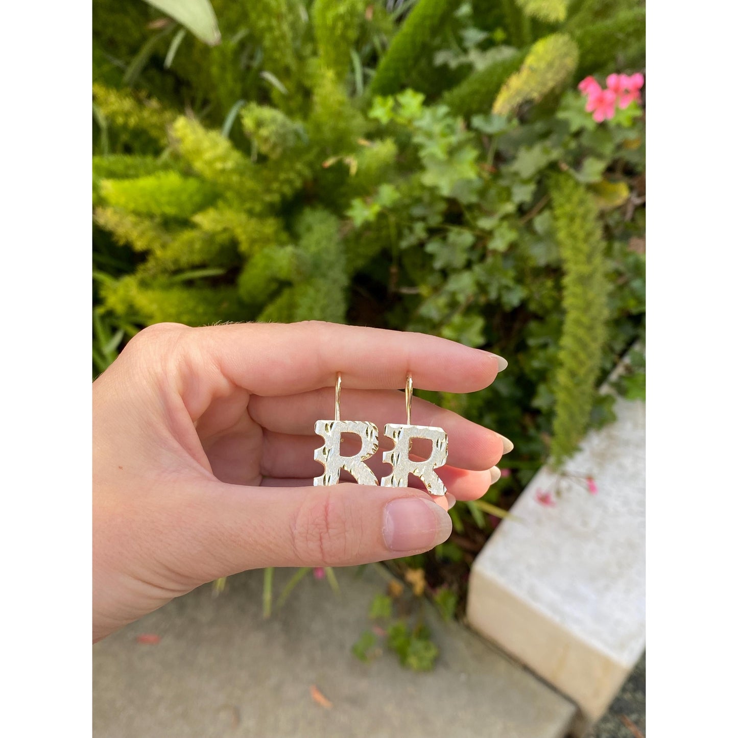 Vintage Solid 14k Yellow Gold Diamond Cut Initial 'R' Drop Earrings