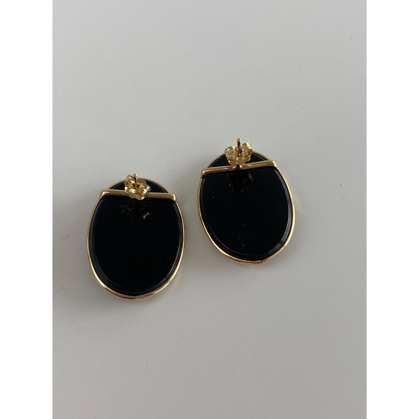 Vintage Solid 14k Yellow Gold Onyx Lined Stud Earrings