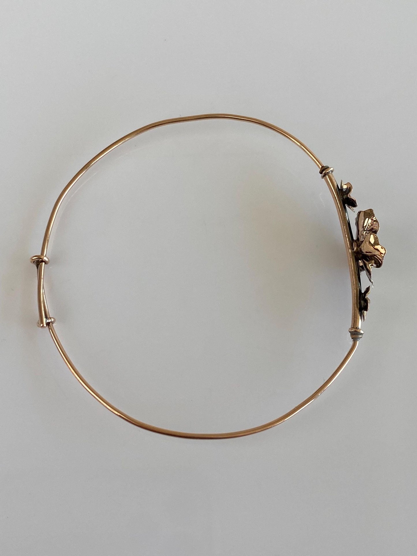 Vintage 9k Yellow Rosey & White Gold Diamond Flowers Bangle Bracelet - 7 1/4 Inches