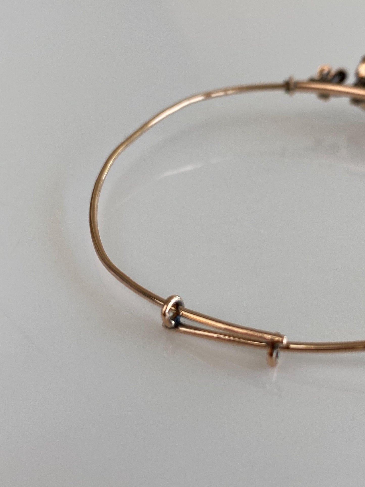 Vintage 9k Yellow Rosey & White Gold Diamond Flowers Bangle Bracelet - 7 1/4 Inches