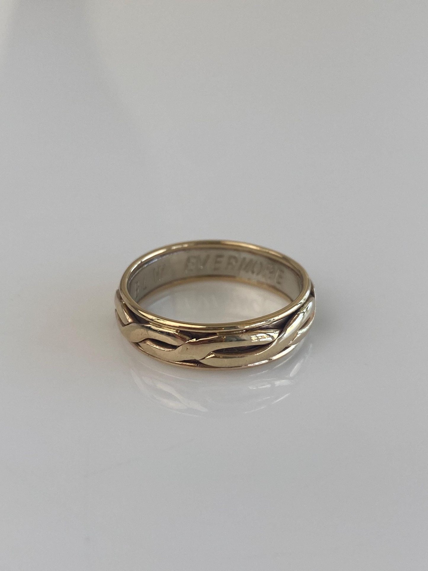 Vintage Solid 14k White & Yellow Gold Twist Design Ring Band - Size 9