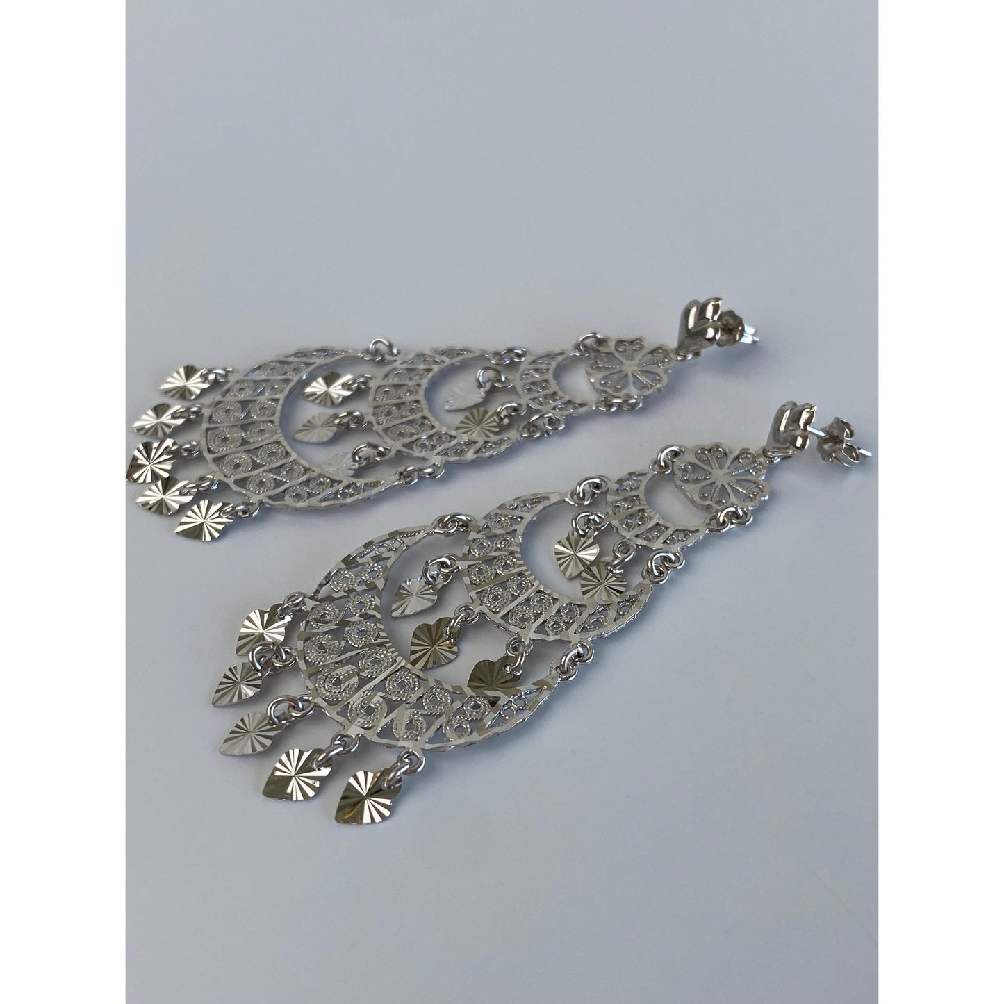 Vintage Solid 14k White Gold Diamond Cut Filigree Heart Chandelier Stud Earrings