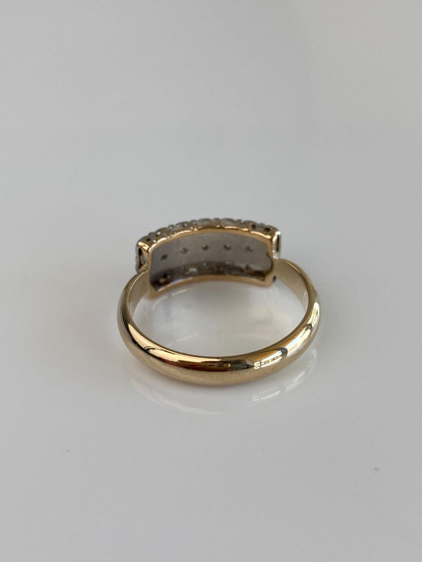 Vintage Solid 14k White & Yellow Gold Diamond Ring - Size 9.5