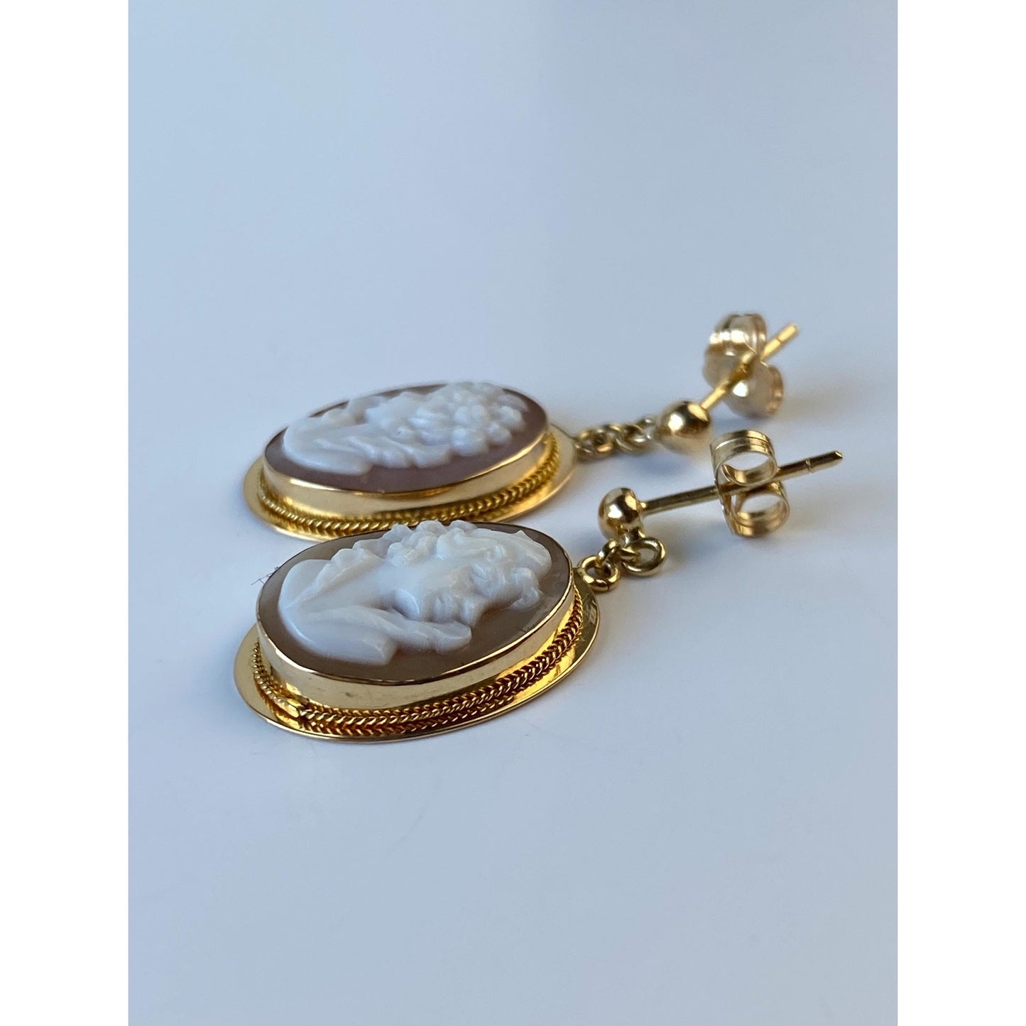 Vintage Solid 14k Yellow Gold Cameo Dangle Stud Earrings