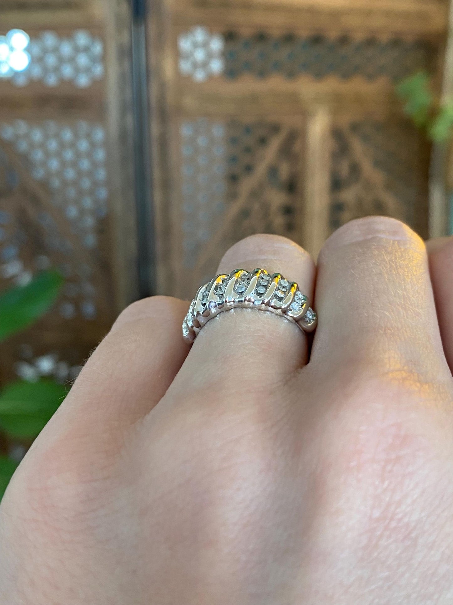 Vintage Solid 10k White Gold Diamond Ring Band - Size 5