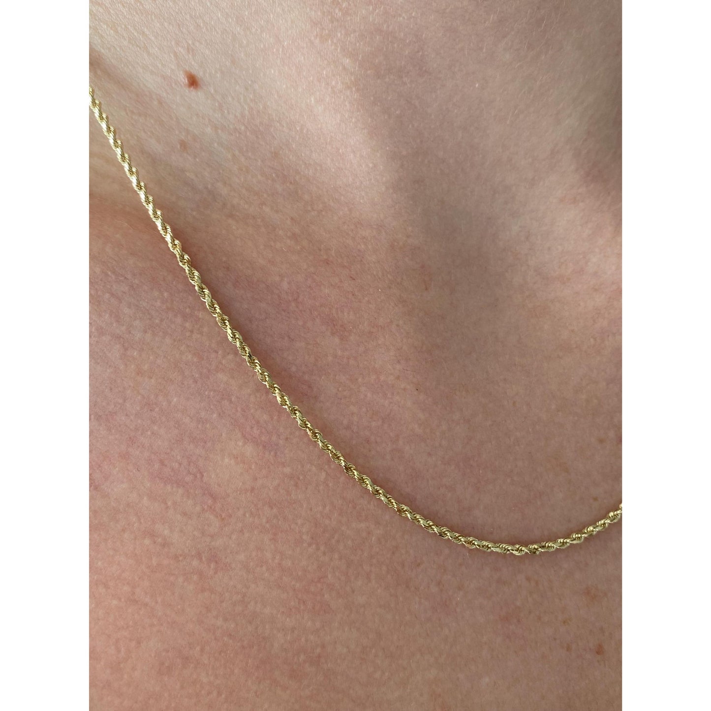 Vintage Solid 10k Yellow Gold Dainty Rope Chain Necklace - 18 inches