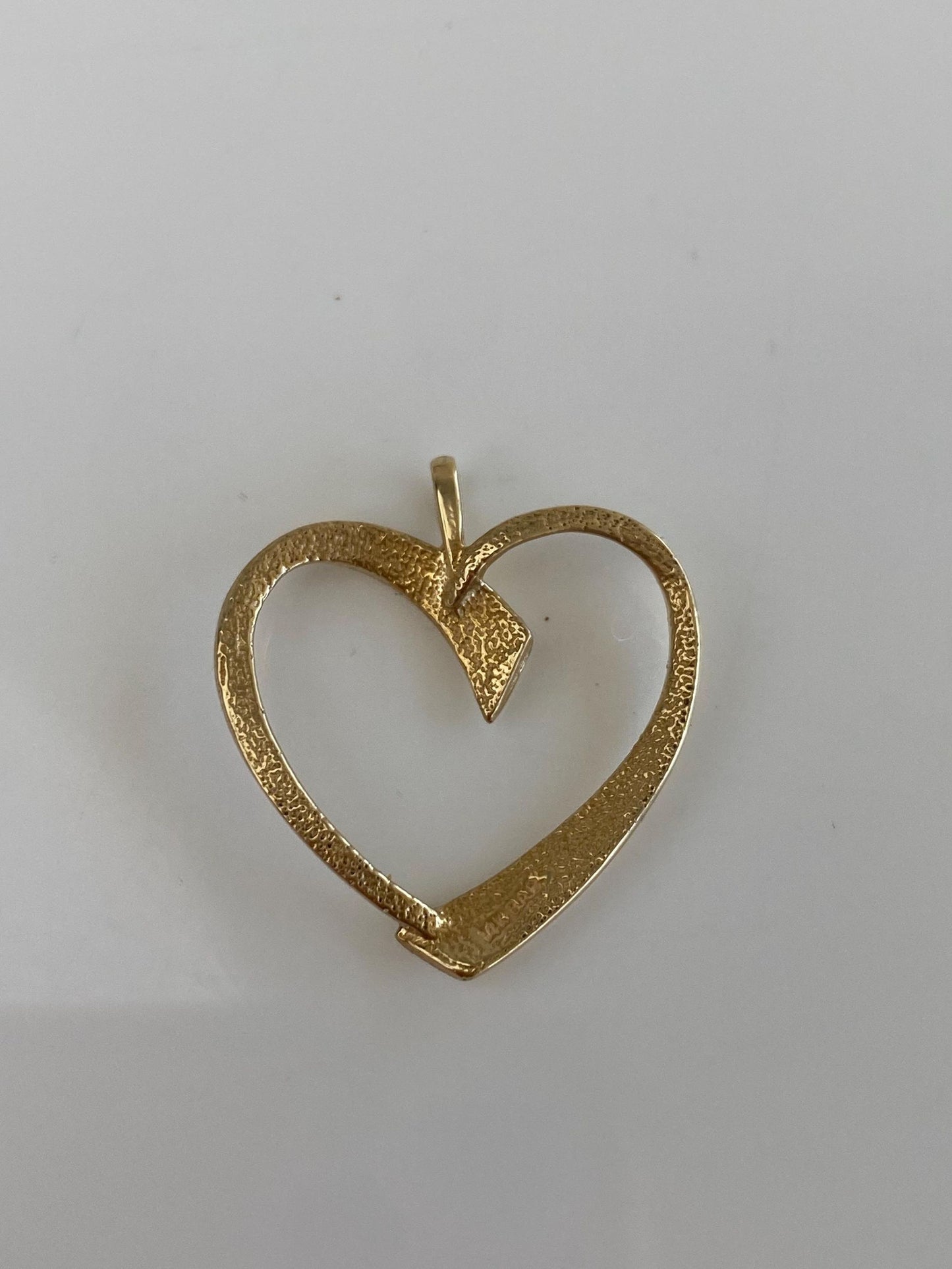 Vintage Solid 14k Yellow Gold Open Heart Charm