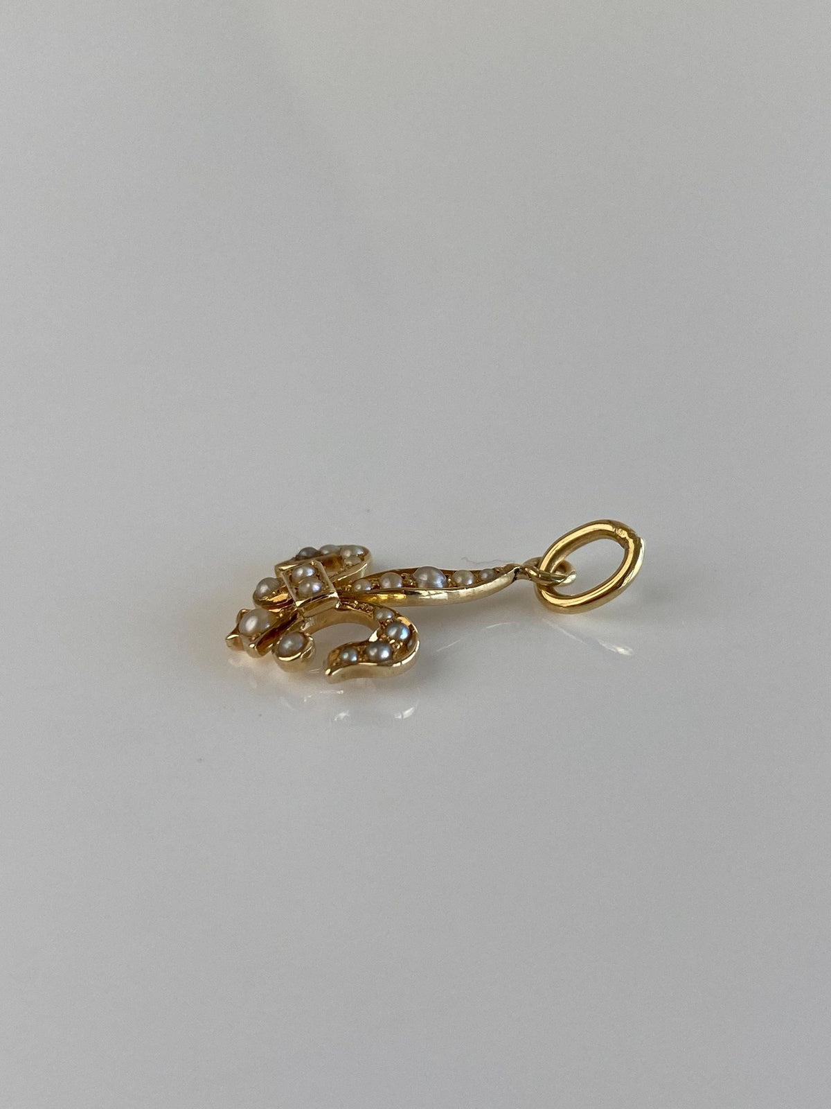 Vintage Solid 14k Yellow Gold Seed Pearls Fleur-de-lis Charm