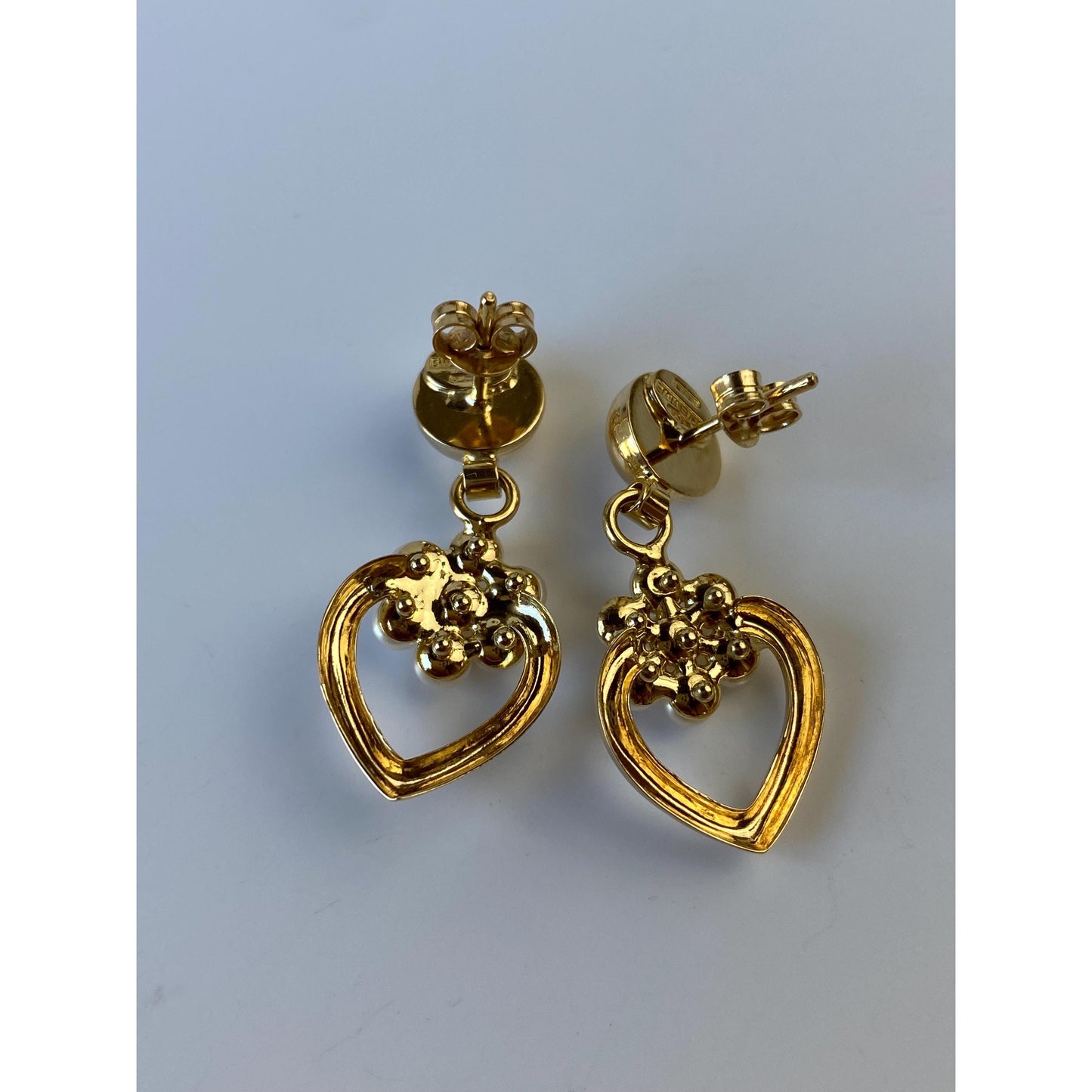 Vintage Solid 18k Yellow Gold Pearl Cluster Heart Dangle Earrings