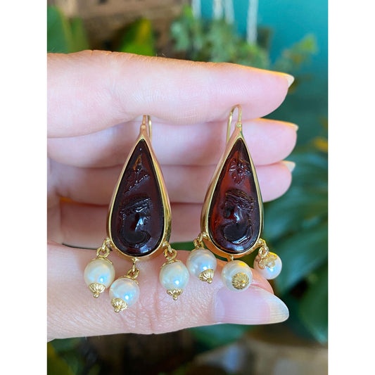Vintage Solid 18k Yellow Gold Red Cameo Pearl Drop Earrings