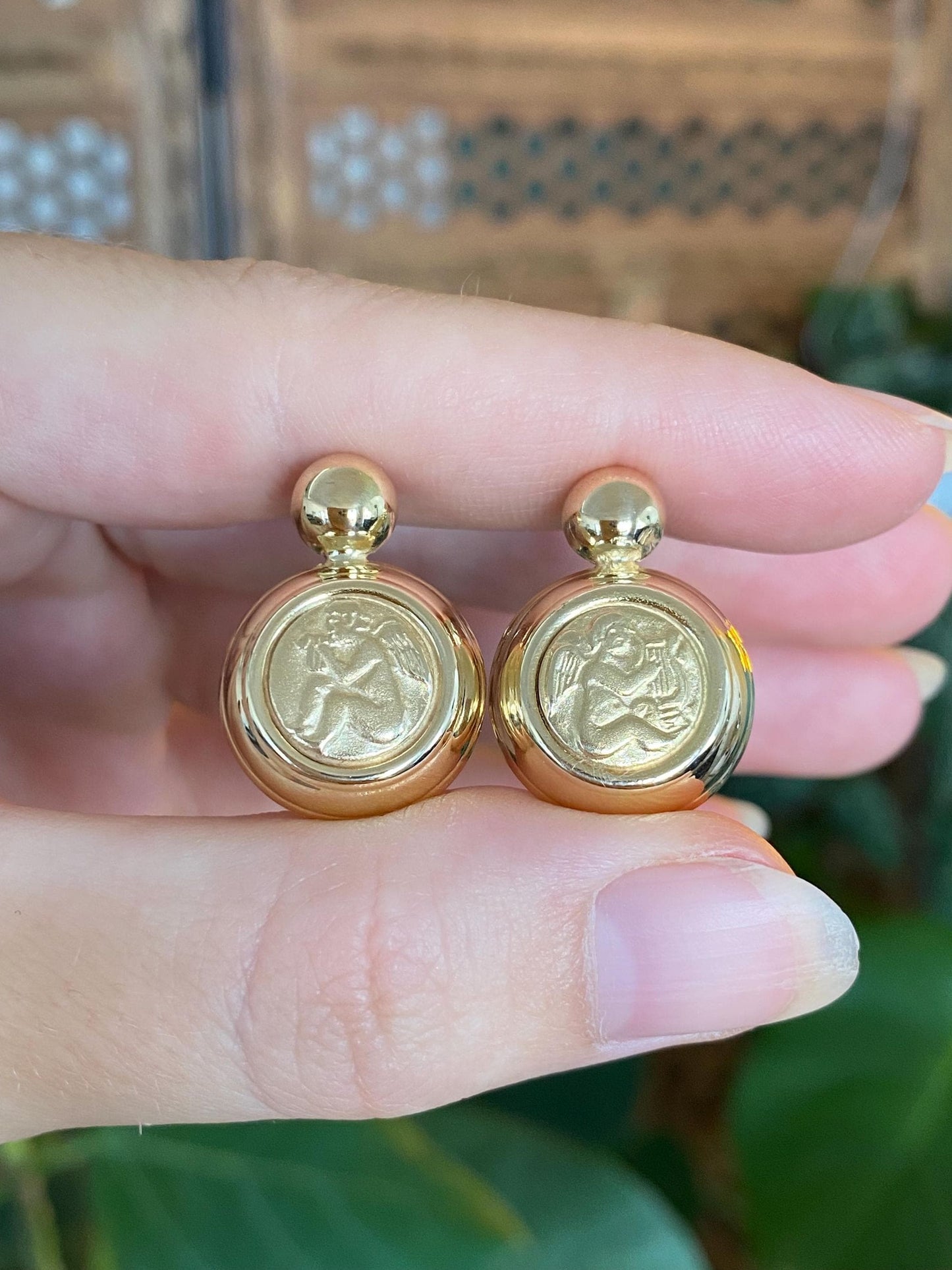 Vintage 14k Yellow Gold Cherub Angel Drop Earrings
