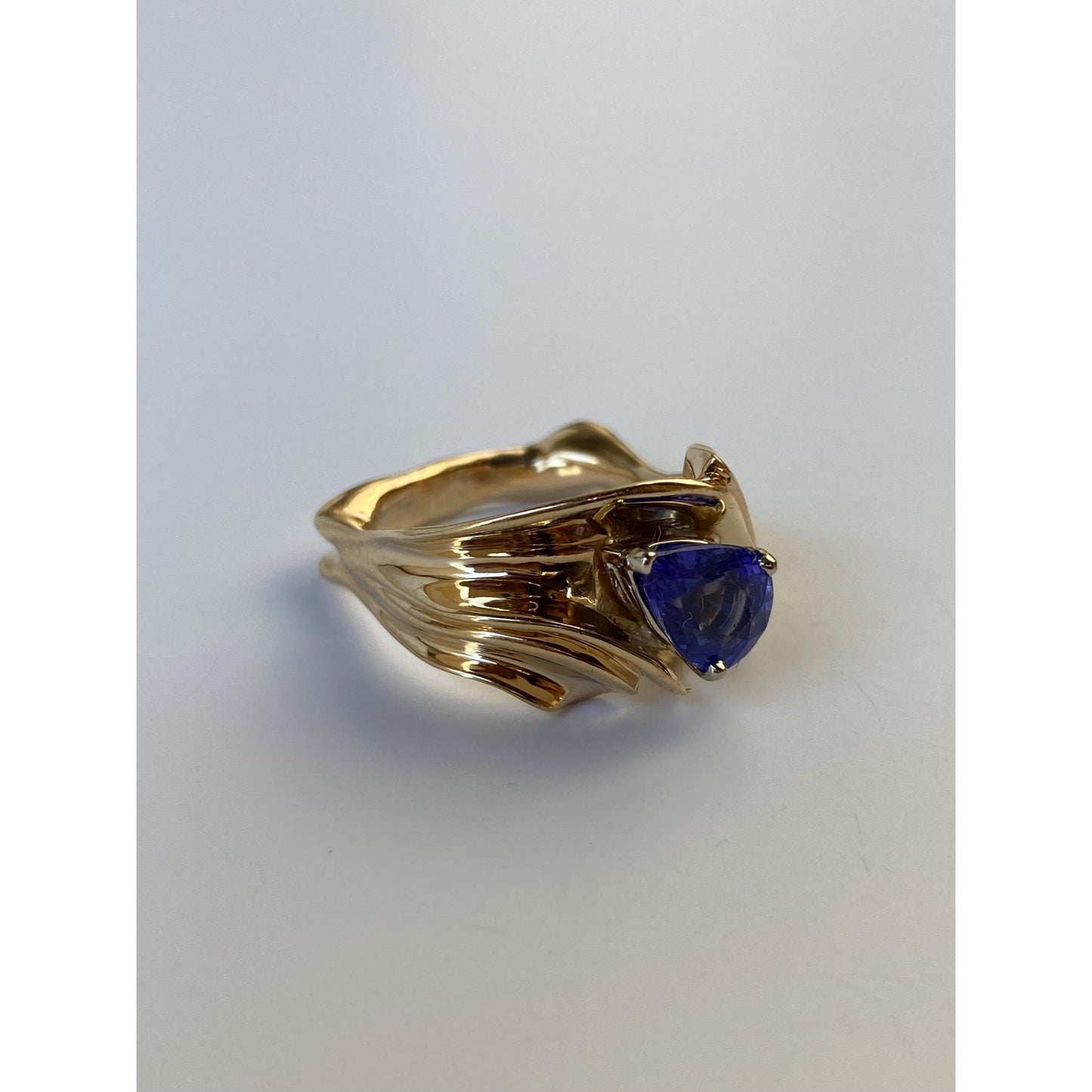 Solid 14k Yellow Gold Lavender Cubic Zirconia Ring Band - Size 6