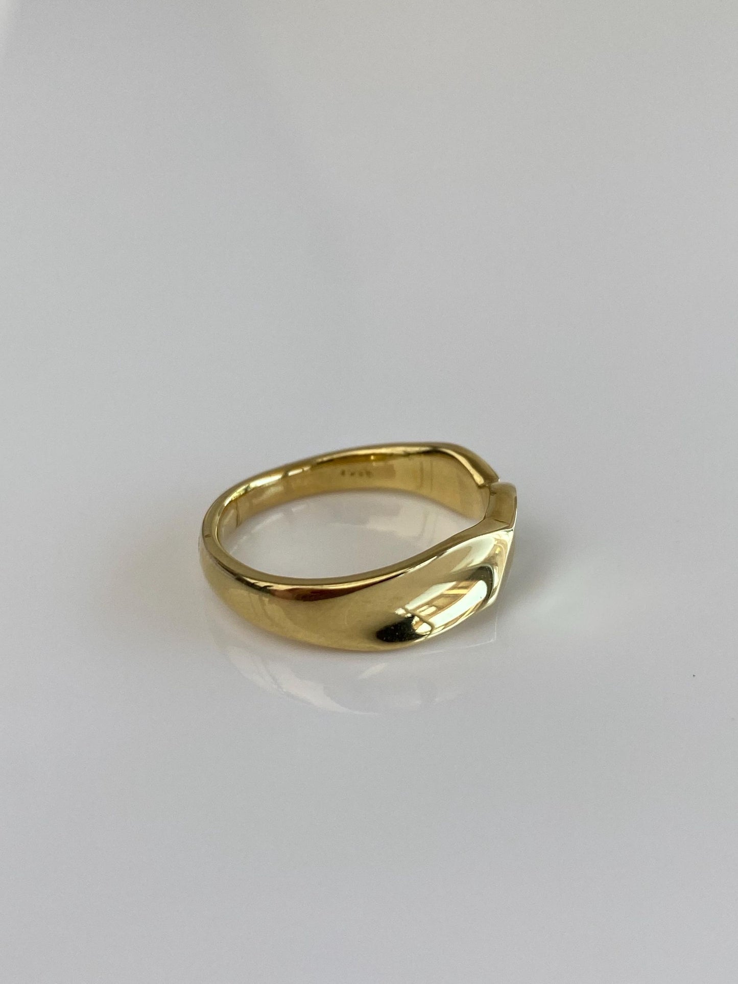 Vintage Solid 18k Yellow Gold Ring Band - Size 6