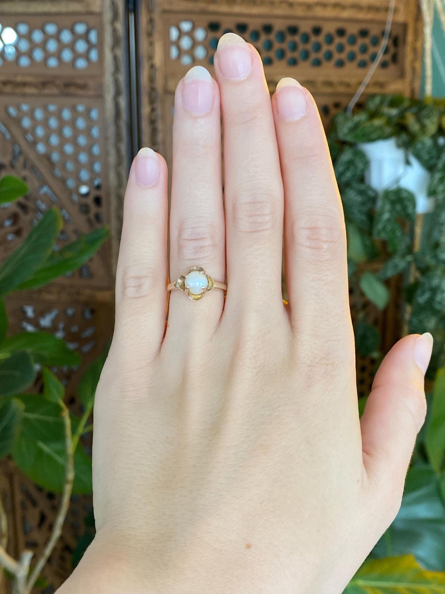 Vintage Solid 10k Yellow Gold Pearl Ring - Size 5.25
