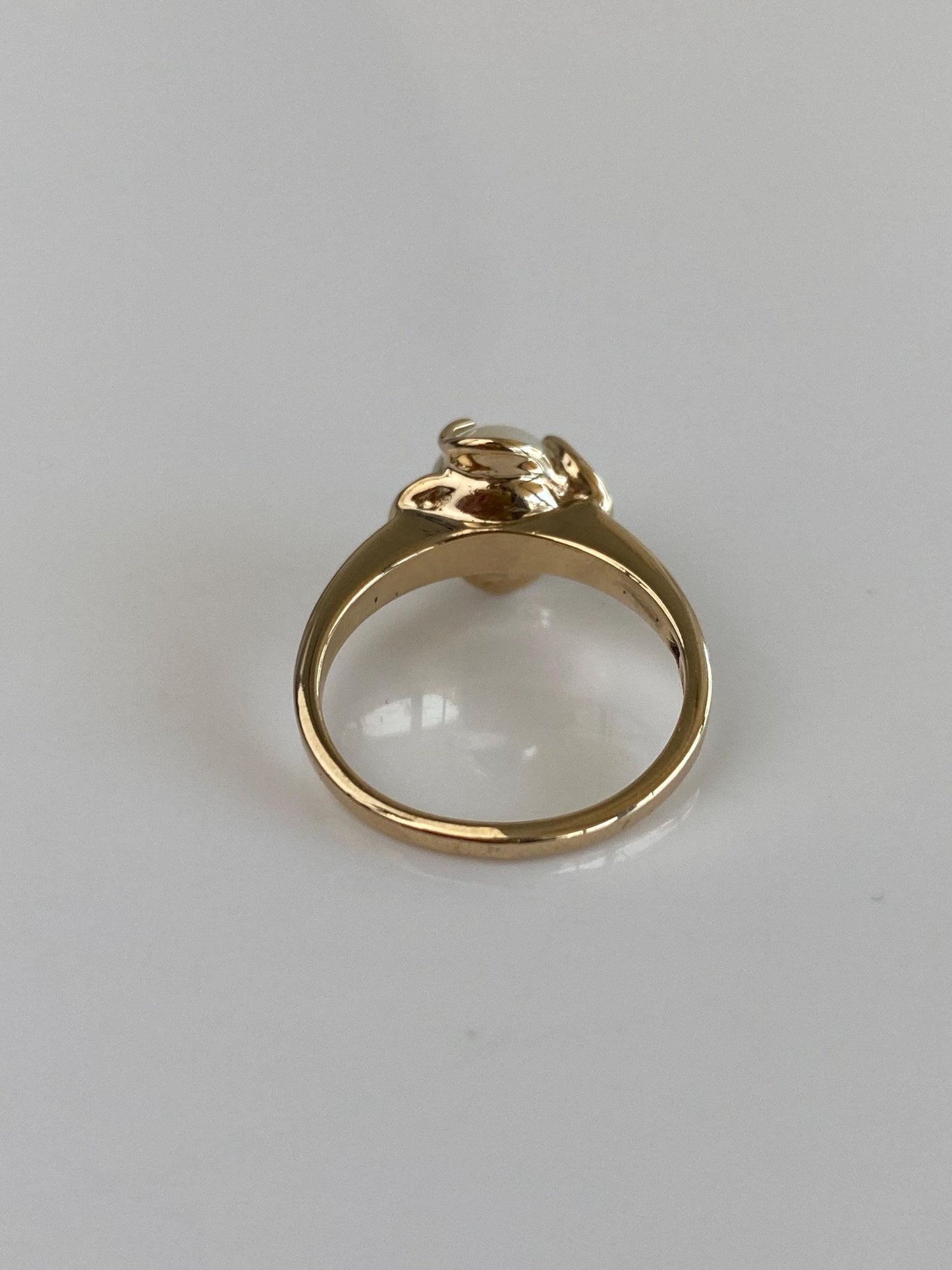 Vintage Solid 10k Yellow Gold Pearl Ring - Size 5.25
